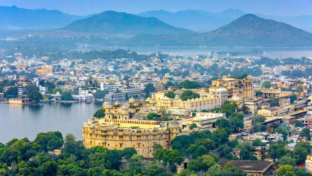 Car Rentals in Udaipur